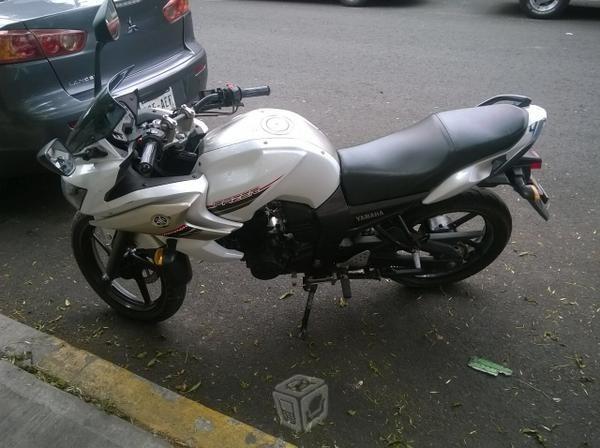 Yamaha fazer impecable -13