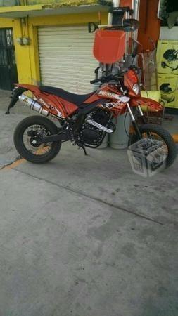 Moto doble propósito 250cc -13