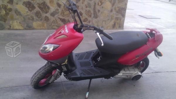 Motoneta windsor 125cc, , tomo algo a cuenta -08