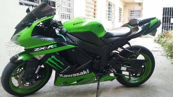 Kawasaki zx6r 600c.c -08