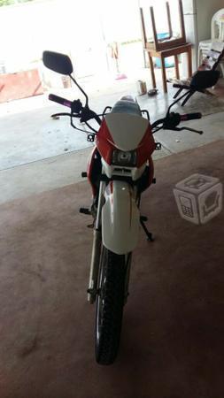 Honda bross 125