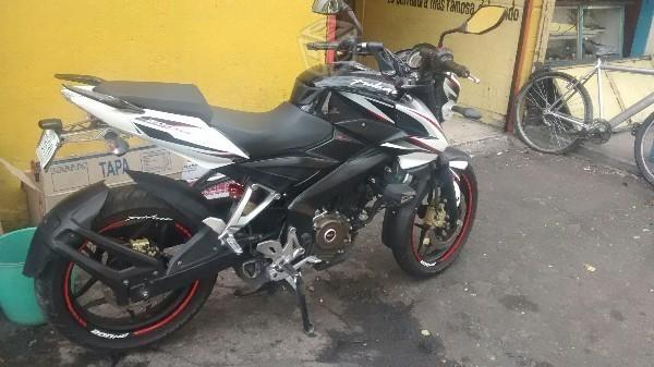 Pulsar 200ns buenisima -15