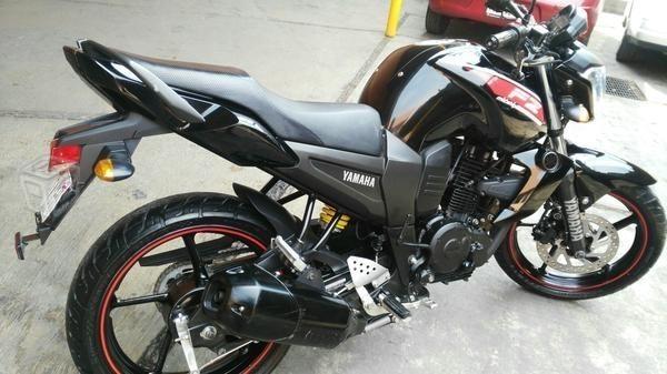 Seminueva yamaha fz16 -15