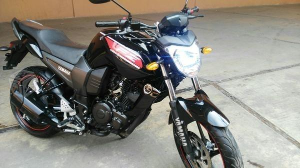 Seminueva yamaha fz16 -15