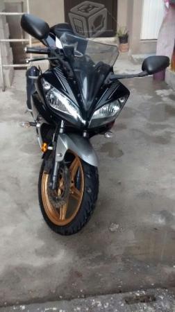 Yamaha r-15 -14