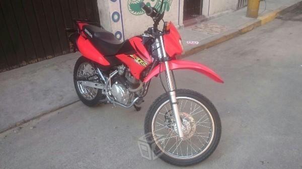 Excelente honda bros cambio por fz -12