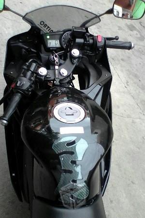 Yamaha R15 como nueva -13