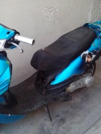 MOTO, ITALICA, AZUL. -08