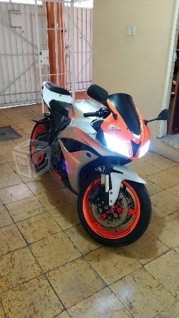 Cbr 600 rr cambio por auto / camioneta -08