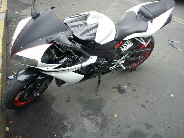 R1 excelente -05