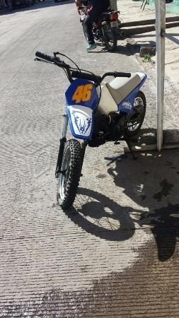 Moto Yamaha 1cc 500km recorridos -04