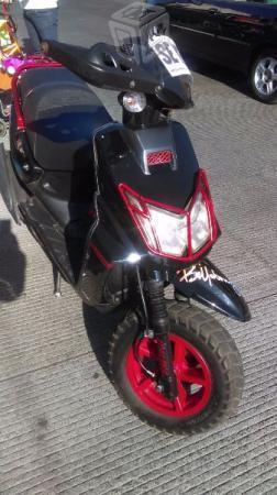 Excelente Motoneta Ws175 Roja Negro Trabaja al 100 -12