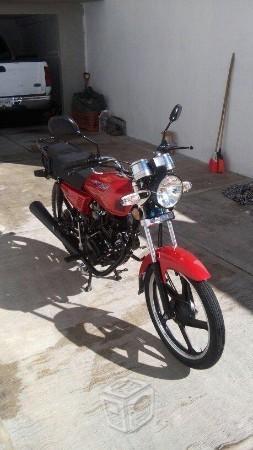 Excelente motocicleta 125 -11