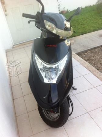 Italica scooter -13