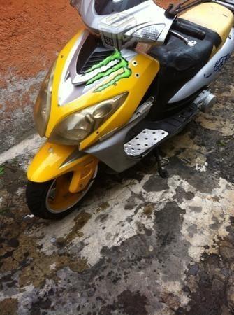 Motoneta Italika DS 150 cc -07