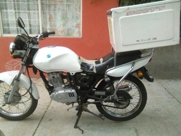 Económica motocicleta