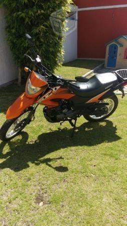 Motocicleta tx200 de keeway -12