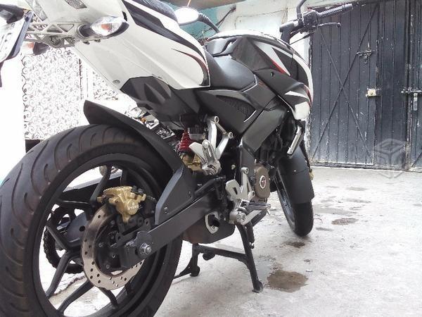 Bajaj pulsar 200 ns -14