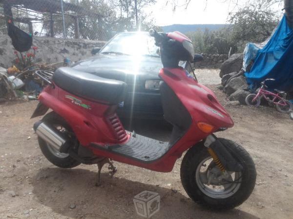 Moto adly sport -98