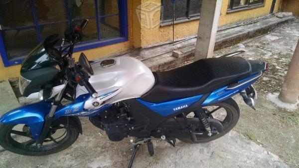 Yamaha SZ - RR 2.0 impecable Venta o Cambio -16