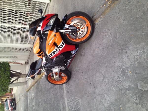 Moto Honda 1000cc -06