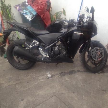 Cbr 250 r black -15