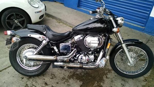 Honda shadow 750cc como nueva -05