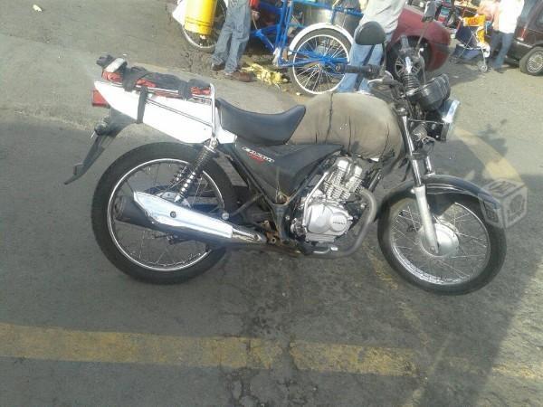 Vendo moto cargo 150 cc -13