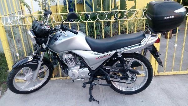 Moto honda gl150 como nueva