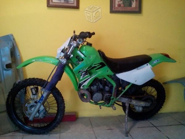 Vendo una kawasaki -98