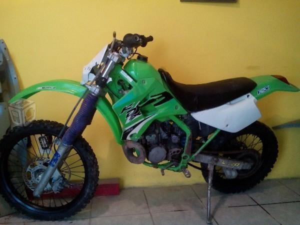 Vendo una kawasaki -98