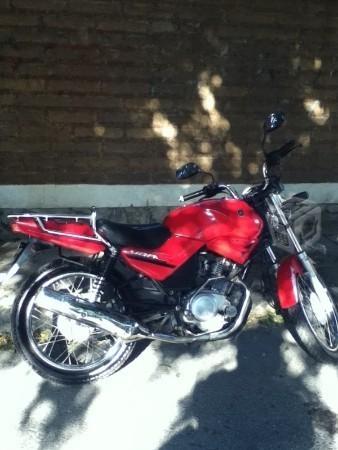 Motocicleta Yamaha 125 c.c. YBR