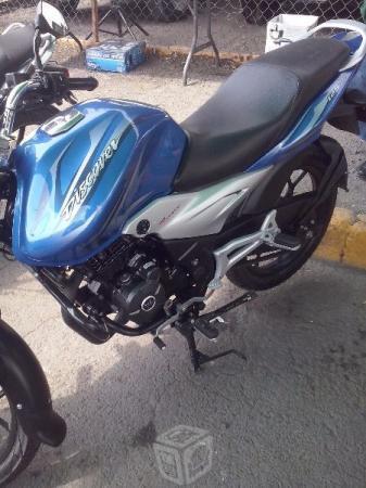 Seminueva excelente Discover 125 toto en venta -15