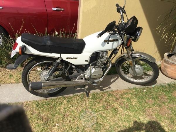 Vendo motocicleta Honda, muy buen estado -15