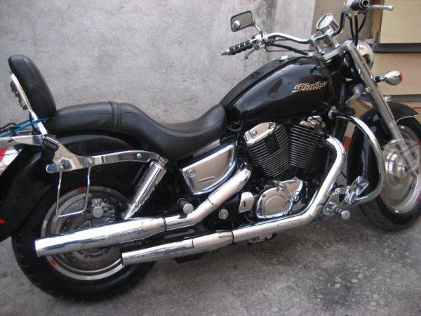 Motocicleta honda shadow sabre 1100cc. v/c -05