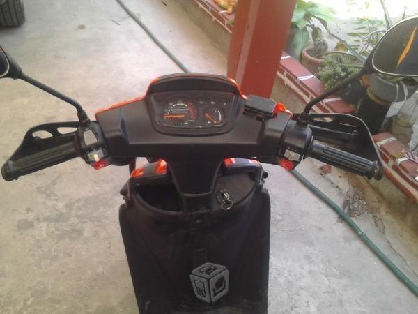 Motoneta WS 150