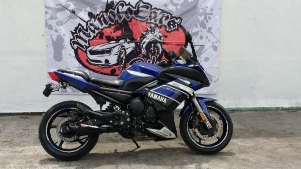 Yamaha fz6r 600