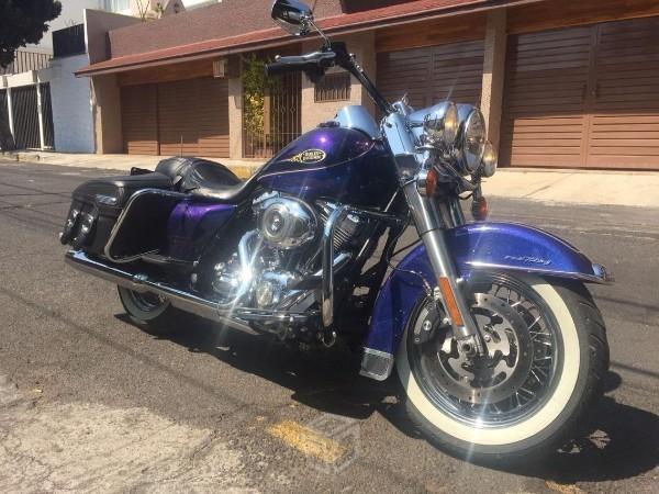 Harley Davidson Road King -09