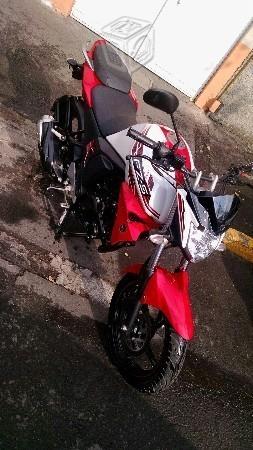 Fz s 2.0 seminueva -16