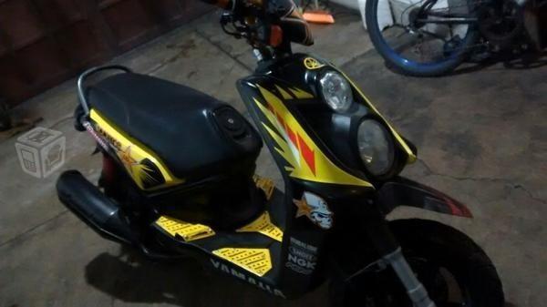 Vendo motoneta Yamaha -09