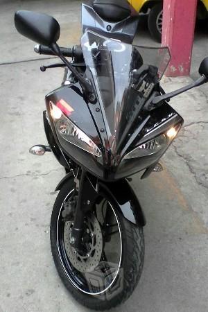 R15 yamaha como nueva -13