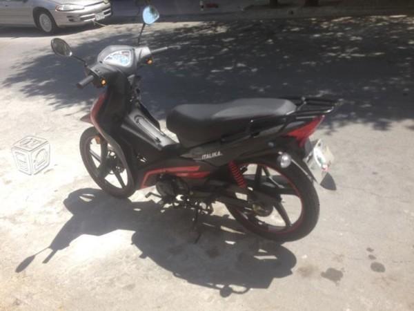 Moto italika 110 -16