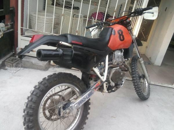 Honda Xr 600 -90