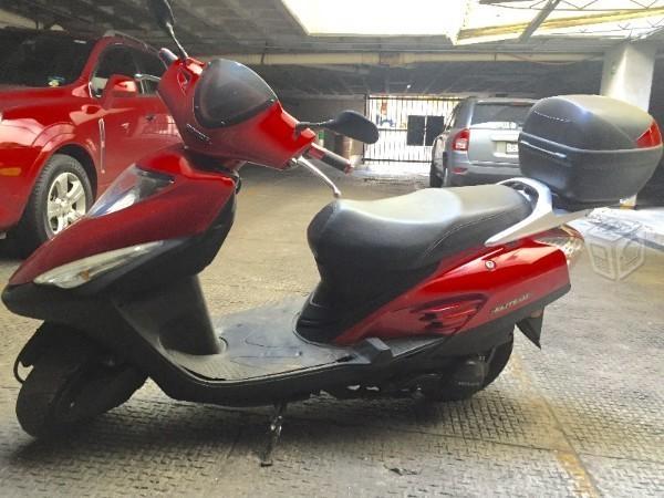 Honda Elite 125 -09