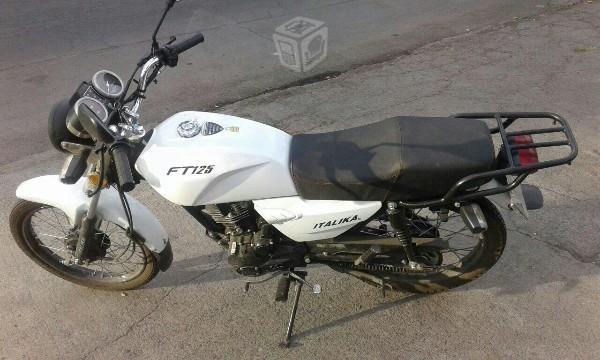 Italika 125cc cargo