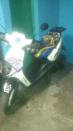 Vendo mi moto en muy buenas condisiones -12