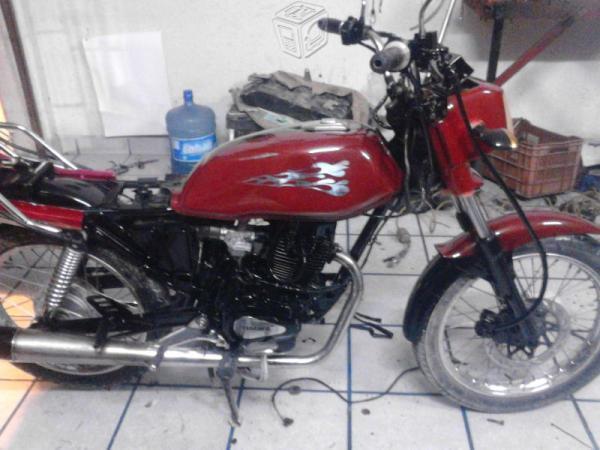 Motocicleta 150cc en buenas condiciones