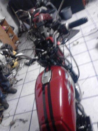 Motocicleta 150cc en buenas condiciones