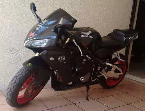 Honda cbr 600 -05