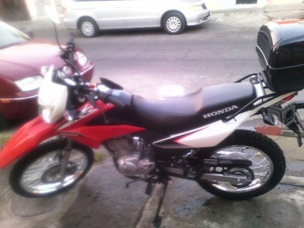 Exelente Xr150L -15